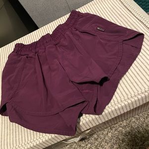 lululemon size 4 shorts.